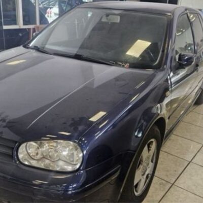 Volkswagen Golf 1.6 i Conceptline